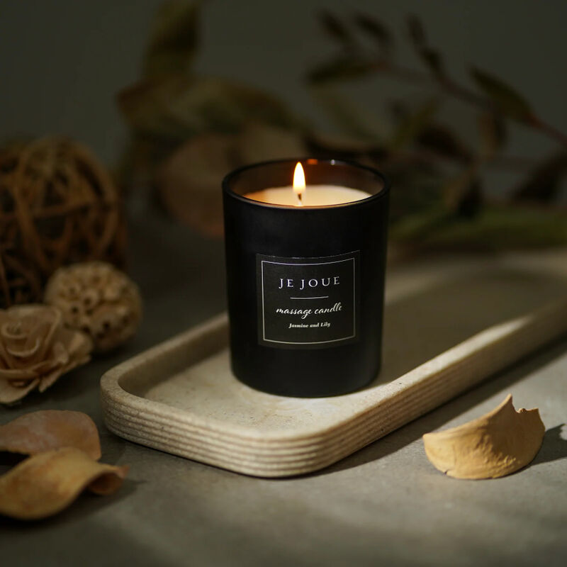 Bougie de massage Jasmin & Lily - JE JOUE – Parfum & ambiance – vue 3