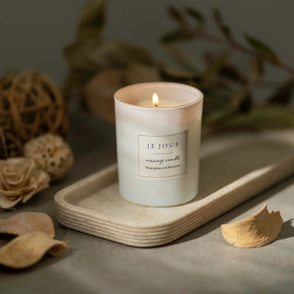 Bougie de massage Ylang Ylang & Mandarine - JE JOUE – Parfum & ambiance – vue 2